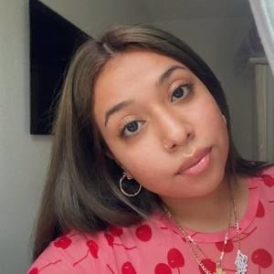 Meet your Posher, Joelli